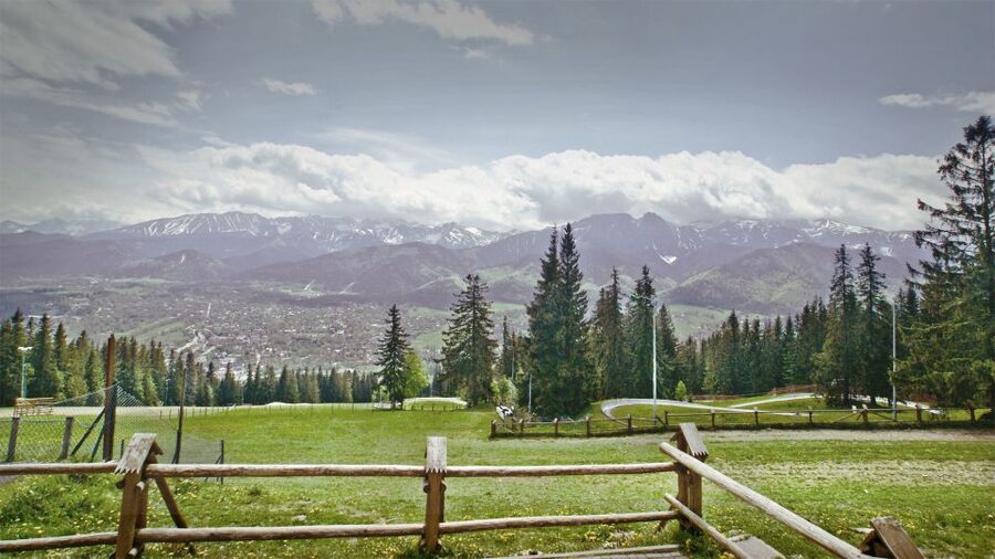 Zakopane & Tatra Mountains Private Full-Day Tour from Krakow - Chochołów wooden village: cheese, spirits, and woodcraft