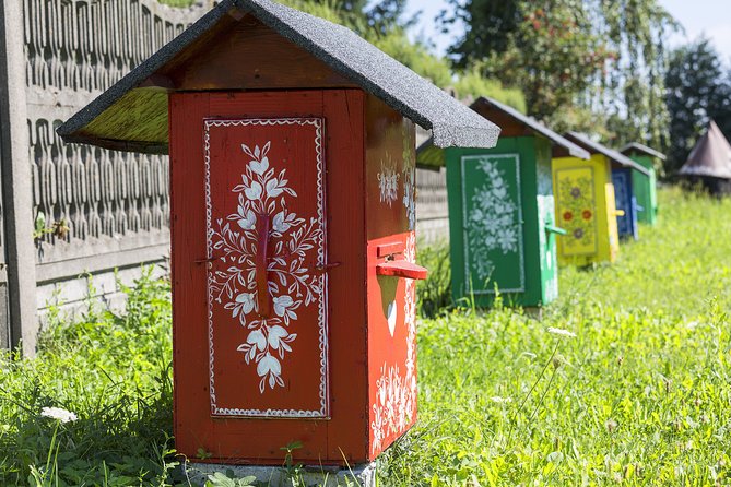 ZALIPIE - painted village, unique small group tour from Krakow - How the Small-Group Format Makes Zalipie Easier (and Better)